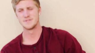 Xander Beckett - Blake Let’s You Sniff