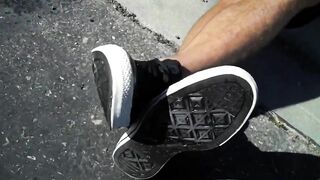 XB Barefoot Curbside