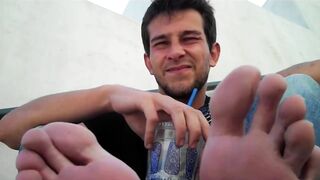 Xander Beckett Gavin’s Bare Feet